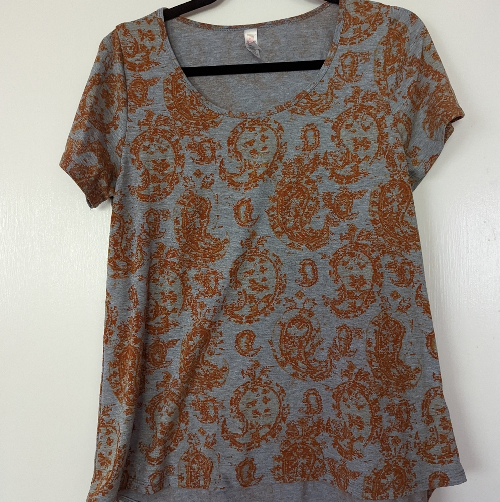 LuLaRoe shirt